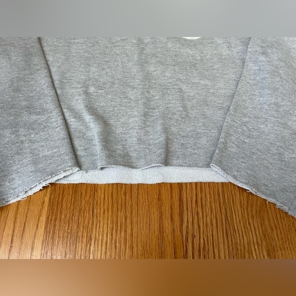 Brandy Melville - John Galt Cropped Raw Hem Crewneck California Sweatshirt - Picture 2 of 7